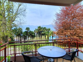 Appartement Luino Enregistrement extérieur 5