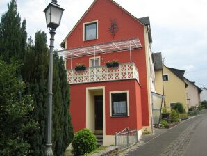 Holiday house Holiday home in Bremm near the vineyards - Bremm - image1
