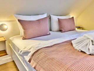 Schlafzimmer 1 - Bett