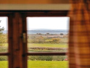 Hütte in Shropshire mit Pool & Tennisplatz