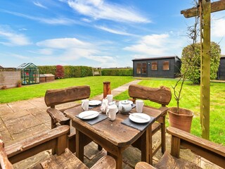 Holiday cottage Faversham Outdoor Recording 1