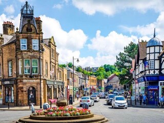 Apartment Matlock Outdoor Recording 3