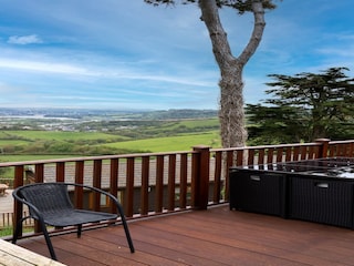 Chalet Plymouth Outdoor Recording 4