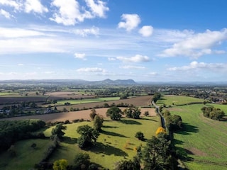 Chalet Welshpool Environment 20