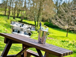 Apartment Welt Outdoor Recording 4