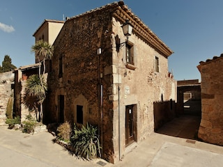 Apartment Torroella de Fluvià Außenaufnahme 1