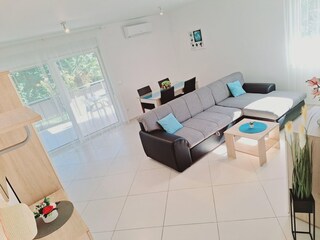 Apartment Kastel Stafilic Features 23