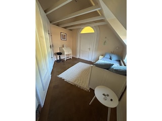 Zweites Schlafzimmer