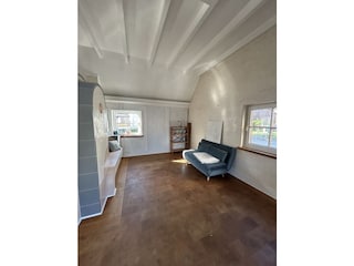 Wohnzimmer andere Seite mit Schlafcouch