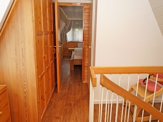 Flur oben - mit extra WC