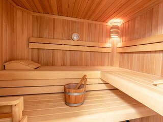 Nach einem langen Strandspaziergang können Sie sich in der hauseigenen Sauna erholen.