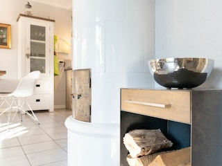 Kamin-/Ofen