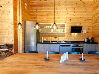 Wohn-/Essbereich mit offener Küche