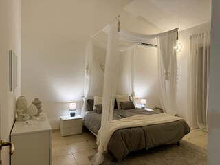 Himmelbett im 2. Schlafzimmer