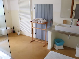 Badezimmer Nummer 2