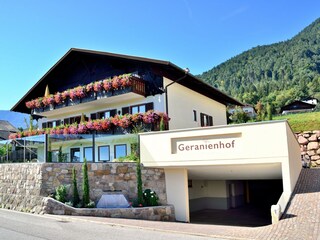 Geranienhof mit Tiefgarage