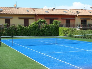 Tennis court