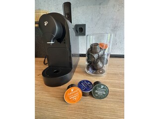Kaffee-Kapselmaschine, Pads inklusive