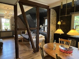 Wohn-/Essbereich mit offener Küche