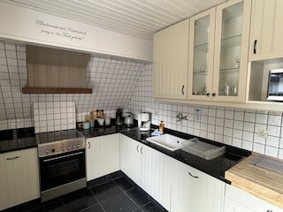 Wohn-/Essbereich mit offener Küche