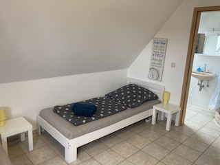 Schlafzimmer 2