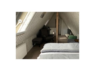 Schlafzimmer 4