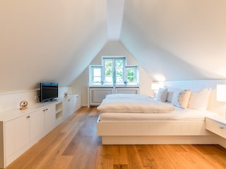 DG Schlafzimmer 3