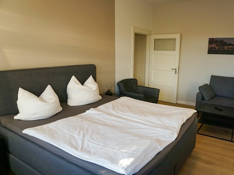 Mollibahnhof West - Ferienwohnung 01