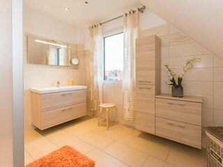 Badezimmer in der 1. Etage