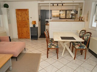 Wohnzimmer und Küche