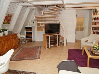 Holiday house Damp Features 7