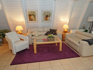 Holiday house Damp Features 6