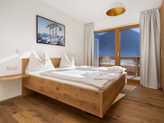 2. Schlafzimmer