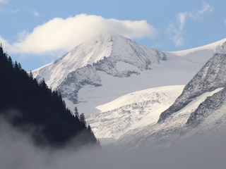 View from Dinner Table to Großvenediger Glacier