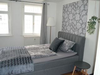 Schlafzimmer 2