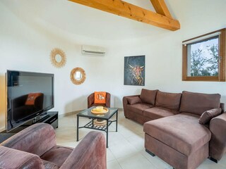 Apartment Le Grau-du-Roi Features 8