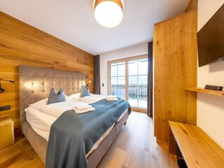 Holiday park Neukirchen am Großvenediger Features 1