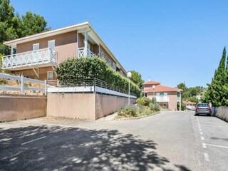 Apartment Aubagne  9