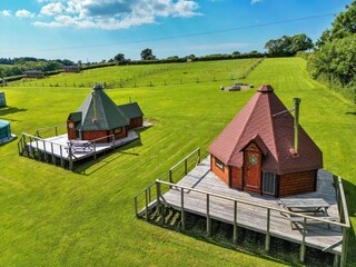 Chalet Tavistock Outdoor Recording 2