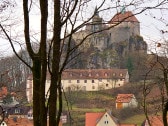 Burg Hohenstein mit Langhaus