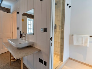 Holiday house Cheltenham Features 40