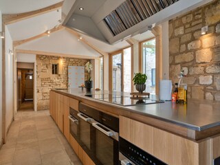 Holiday house Cheltenham Features 52