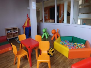 Apartment Besse-et-Sainte-Anastaise  12