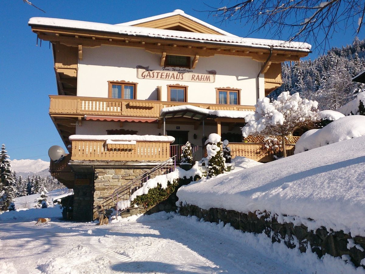 Winter - the driveway to the guest house