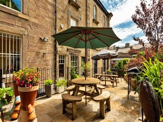 Apartment Buxton Outdoor Recording 5