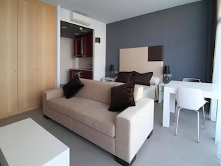 Apartment La Pineda Ausstattung 23