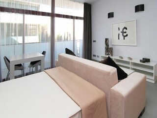 Apartment La Pineda Features 27
