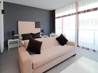 Holiday house La Pineda Features 10