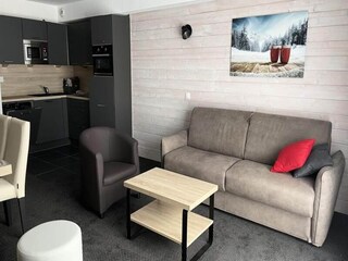 Apartment Gaillagos Features 12