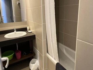 Apartment Gaillagos Features 10